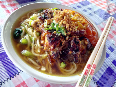 Mie & Kwetiau Ayam KeQnian
