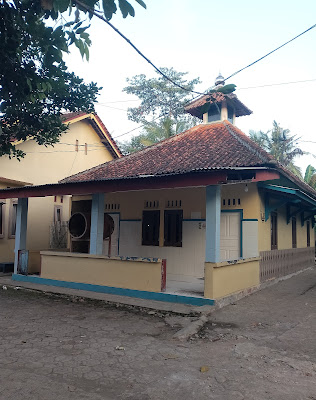 Mushola Al Hikmah Tambakreja