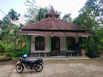 Mushola Al-Mufid