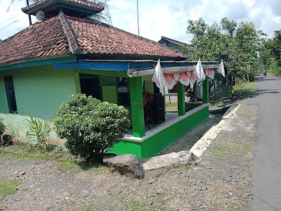 Mushola dan TPQ Al-Iman Jeruklegi Kulon