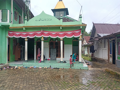 Mushola Roudhotul Huda Sikanco