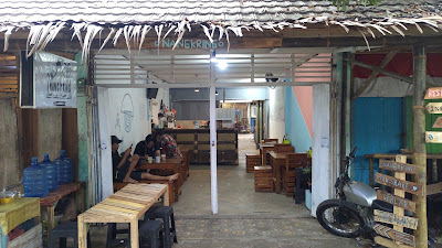Nangkring cafe