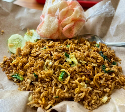 Nasi Goreng Teri Mang Adin