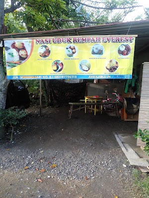 Nasi kuning rempah