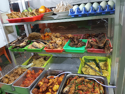 Nasi rames Sabar Menanti
