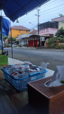 Nasi Uduk & Lontong Opor Juanda