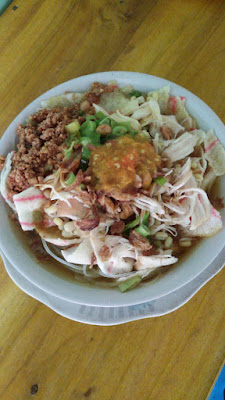 Nasi Uduk, Soto Ayam dan Ketoprak - Keisha