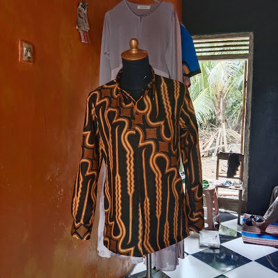 Naswa Busana