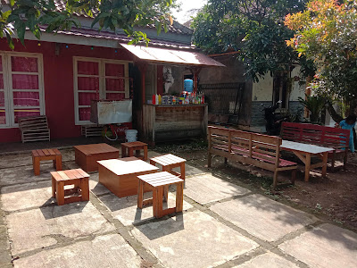 Ngeluck n Kemil cafe