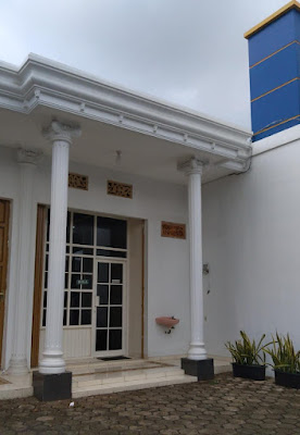 NOTARIS & PPAT TOMY INDRA SASONGKO,S.H.,M.KN.