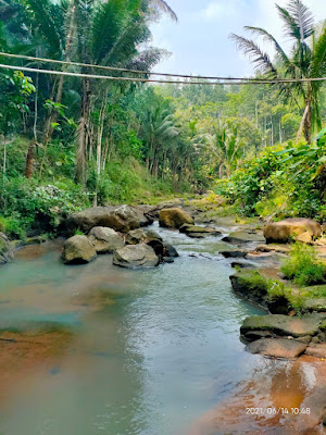 Objek Wisata Gupakan Wareng