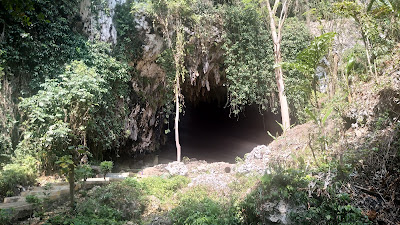 Obyek Wisata Goa Petruk