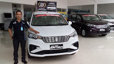Okta Sales Suzuki Mobil