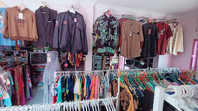 Omah Jamboen(Toko Baju,Tas,Baju 35,Sandal Dll)