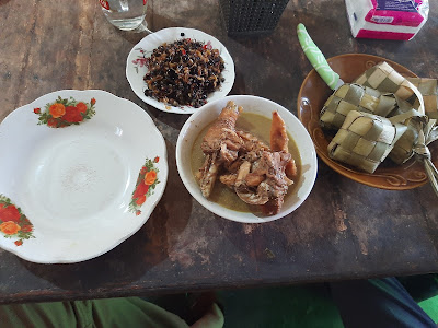 Opor Ayam Kampung Ninine