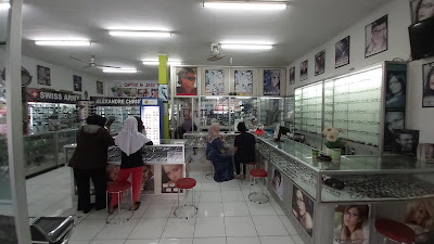 Optik Mulia
