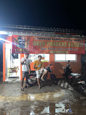 OREN PANGKAS RAMBUT
