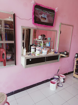Ozy Salon