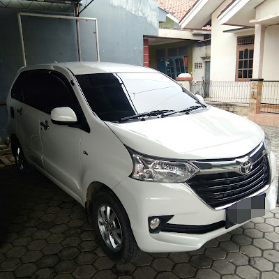 Ozzi Tour & Travel (Carter Mobil Cilacap)