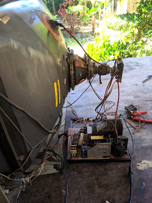 Pak Wardi Service Elektronik