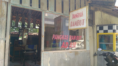 Pangkas Rambut Adam