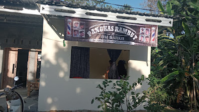 Pangkas rambut OM DARKO