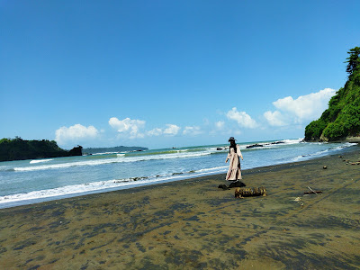 Pantai Nusawere