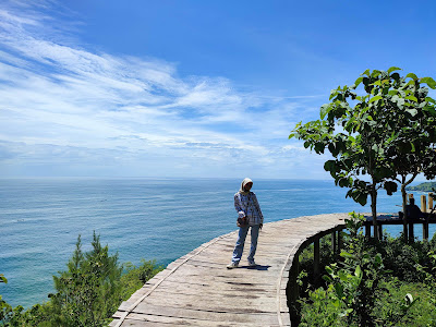 Pantai Surumanis Kebumen