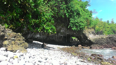 Pantai Watu Keranjang