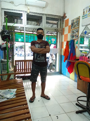 Pawang Rambut Gondrong