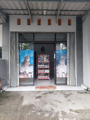 Paw's Petshop