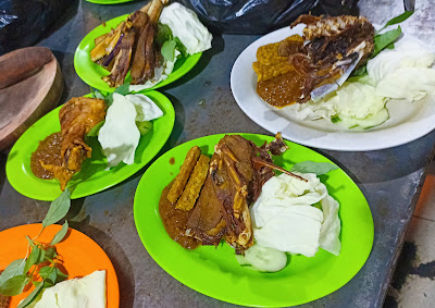 Pecel Lele/ Warung Lamongan (PAK LEMAN ASLI)