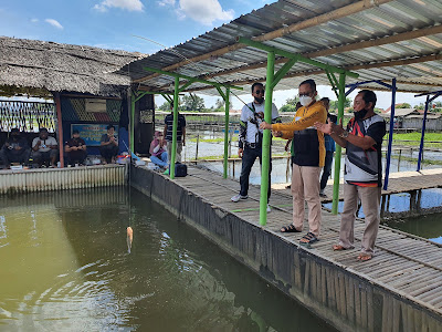 Rizqi Fishing & Cafe