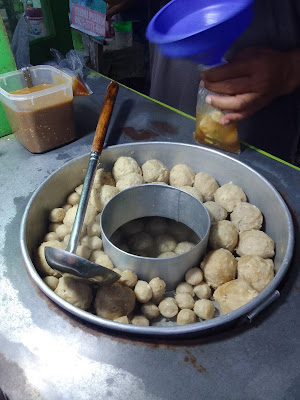 Pentol Kuah dan Kering Pak Suratno_UMKM UMP