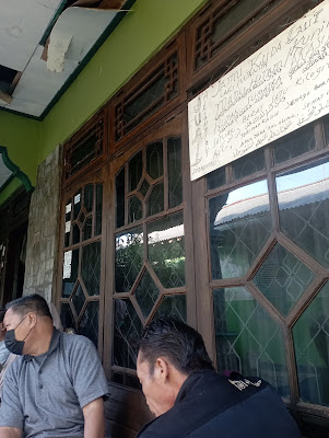 Pijat pak Yasri
