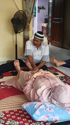 Pijat syaraf Mbah Mistam