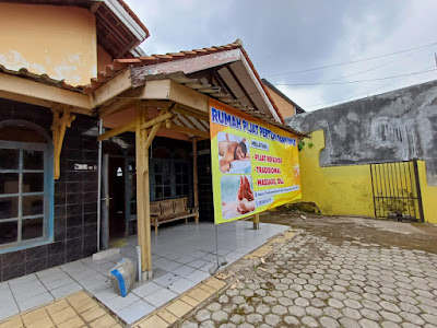 Pijat urut tunanetra PERTUNI pria dan wanita