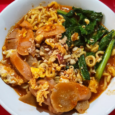 PIKAPONG warung kopi, seblak dan indomie