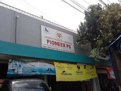 Pioneer Poultry Shop