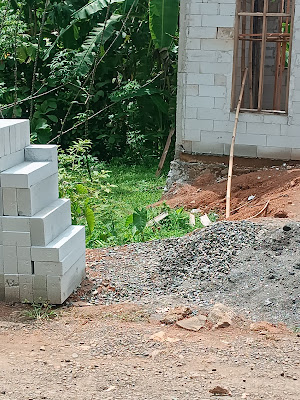 pom sialan mangas pelit