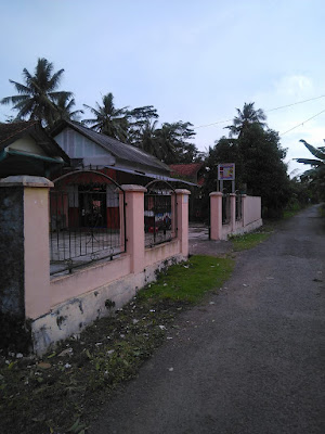 Pondok lesehan sari rasa (seblak)