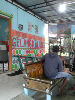 Potong Rambut Gelang Kalung
