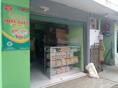 Produksi Oleh Oleh Kripik Inti Sari