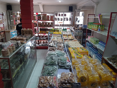 Pusat Oleh-oleh Khas Purwokerto "Tetap Asli Ny. Sutrisno"