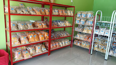 pusat oleh2, aneka snack Gallery Snack