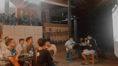 Qiana Cafe