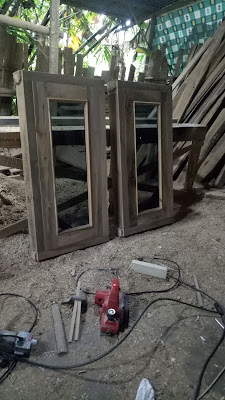 Rahmania furnitur