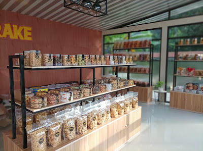 Rake Snack and Catering