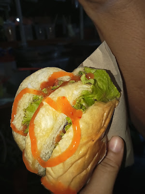 Ratno Burger