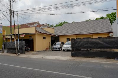 RedDoorz near Living Plaza Purwokerto